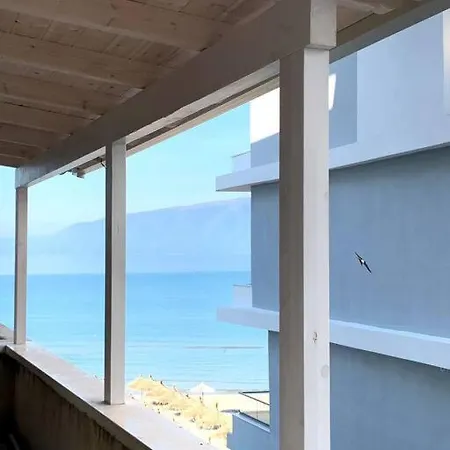 Lovely By The Beach Apartment Vlore